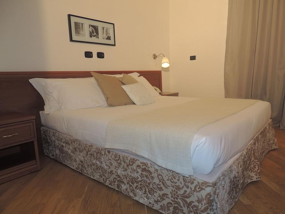 Hotel delle terme&spa Fiuggi Esterno foto