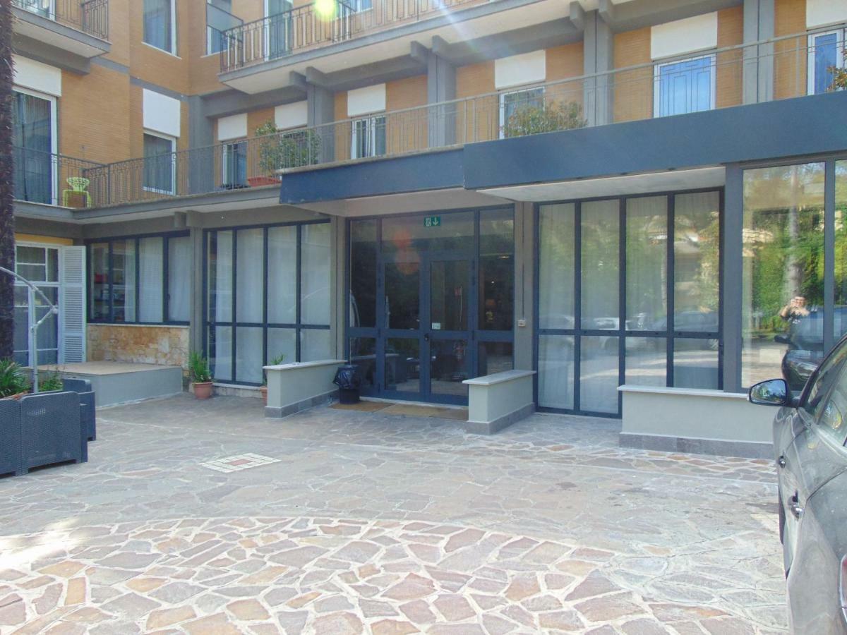 Hotel delle terme&spa Fiuggi Esterno foto